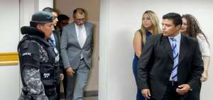 El Vicepresidente lleg&oacute; cerca de las 09:00 a la audiencia en la Corte Nacional de Justicia, durante el octavo d&iacute;a del juicio en su contra.