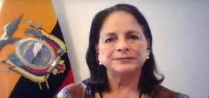 La ministra de Educaci&oacute;n, Monserrat Creamer, durante la rueda de prensa virtual.