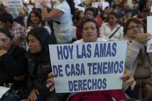 Entre los beneficios a los que pueden acceder las personas TNRH est&aacute;n: la pensi&oacute;n por vejez, invalidez y muerte. Foto: Archivo/ EL TEL&Eacute;GRAFO