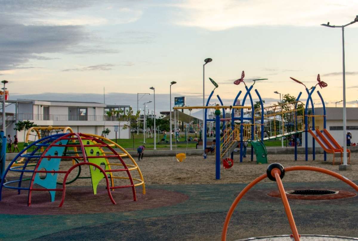 Parque Centenario en Manta se entreg&oacute; a la ciudadan&iacute;a.