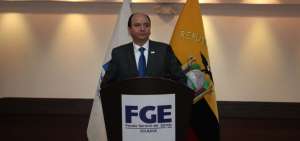 El fiscal Carlos Baca brind&oacute; este lunes una rueda de prensa. 