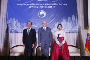 El vicepresidente Alfredo Borrero asistió a los actos conmemorativos por la fundación de Corea. 