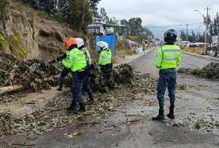 Empiezan limpieza de vías en Ambato, según autoridades