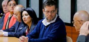 Alecksey Mosquera dej&oacute; la c&aacute;rcel de Turi y permanece con grillete electr&oacute;nico