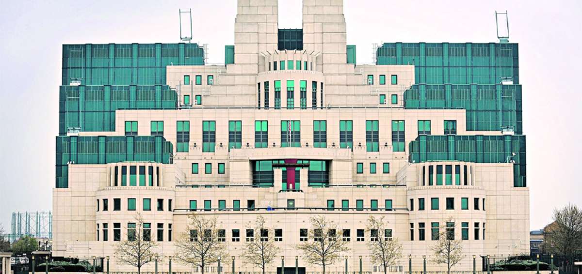 Agencia de Inteligencia de Reino Unido, conocida como M16. Tiene sede en Londres y su objetivo es prevenir el terrorismo mediante la recopilaci&oacute;n de informaci&oacute;n secreta de gobiernos extranjeros.