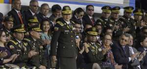 La trayectoria de la nueva general inspectora de la Polic&iacute;a Nacional, Mar&iacute;a Fernanda Tamayo, fue reconocida por las autoridades del Ejecutivo que asistieron a la ceremonia.