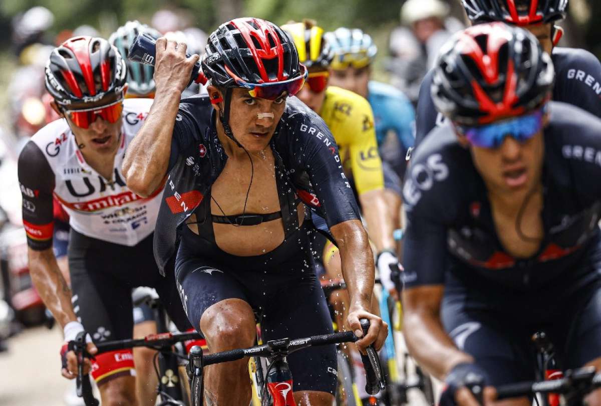 Richard Carapaz recuper&oacute; el cuarto lugar en la general luego de una etapa de alta monta&ntilde;an en el Tour de Francia