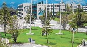 La universidad ESPE es p&uacute;blica y cuenta con varias carreras en pregrado enfocadas a las ingenier&iacute;as mec&aacute;nica, civil, entre otras. Foto: Internet