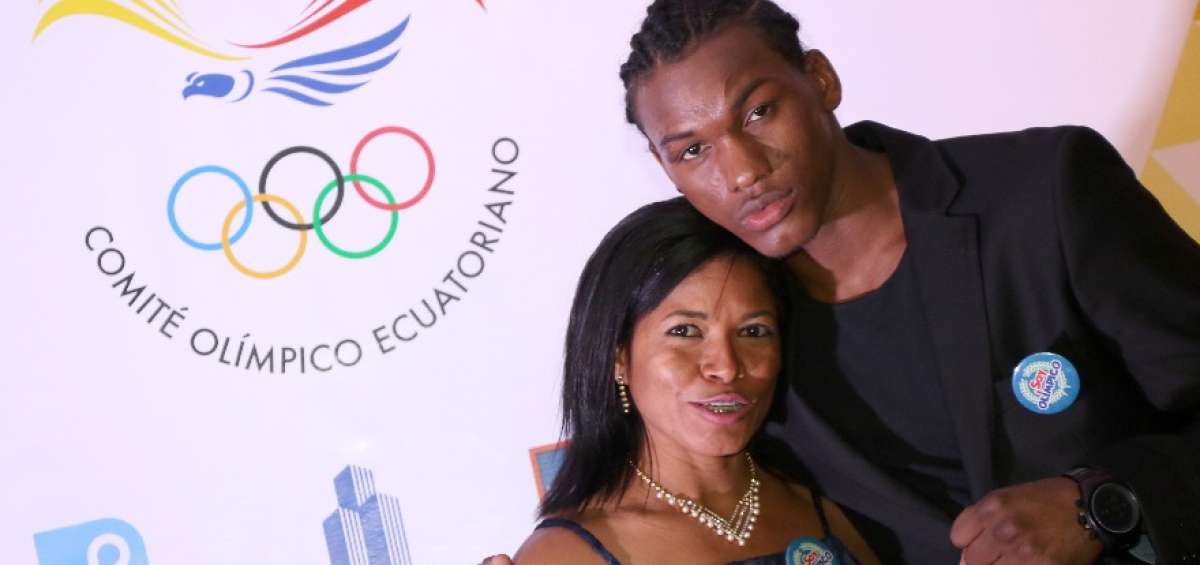 La pesista y el pugilista ecuatoriano se preparan para los pr&oacute;ximos Juegos Bolivarianos que se realizar&aacute;n el pr&oacute;ximo a&ntilde;o en Santa Marta, Colombia.