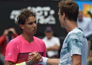 Rafael Nadal (i.) perdi&oacute; por cuarta ocasi&oacute;n ante el checo Tomas Berdych. Foto: AFP