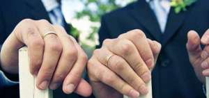 Merkel deja la puerta abierta al matrimonio homosexual en Alemania