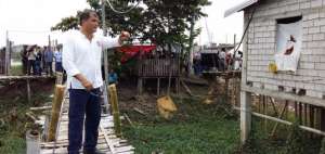Mandatario recorri&oacute; zonas afectadas por terremoto en Babahoyo