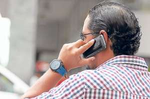Conecel compensar&aacute; con $ 2,4 millones en minutos a clientes