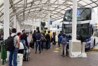 Terminales terrestres ofrecen servicio a Esmeraldas, Guayas y Santo Domingo con horarios especiales