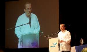 Ricardo Pati&ntilde;o fue el segundo conferencista en el Seminario Internacional que se lleva a cabo en el centro c&iacute;vico de Guayaquil. Foto: Canciller&iacute;a de Ecuador
