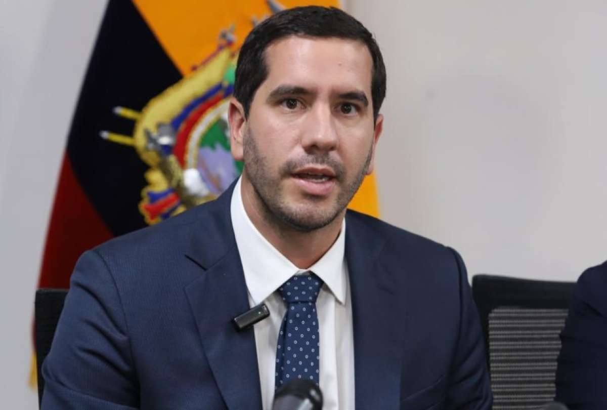 Roberto Luque afirm&oacute; que el Gobierno asumir&aacute; directamente los tramos pendientes de los accesos al Quinto Puente.