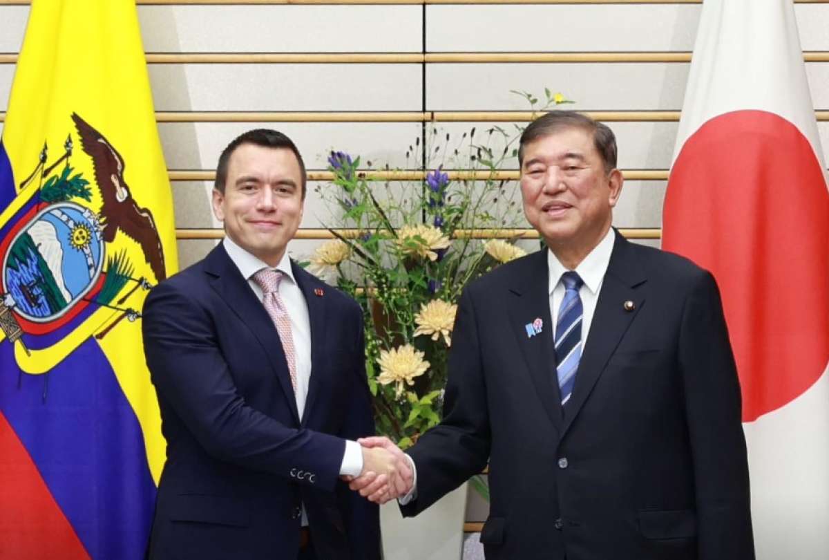 El presidente Daniel Noboa y el primer ministro japonés, Shigeru Ishiba, acordaron reforzar la cooperación bilateral en comercio, energía renovable, seguridad y gestión de riesgos. Además, se firmó un convenio entre ProEcuador y JETRO para promover inversiones estratégicas.