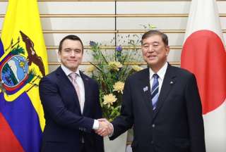 El presidente Daniel Noboa y el primer ministro japonés, Shigeru Ishiba, acordaron reforzar la cooperación bilateral en comercio, energía renovable, seguridad y gestión de riesgos. Además, se firmó un convenio entre ProEcuador y JETRO para promover inversiones estratégicas.