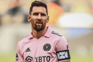 Lionel Messi se retiró lesionado