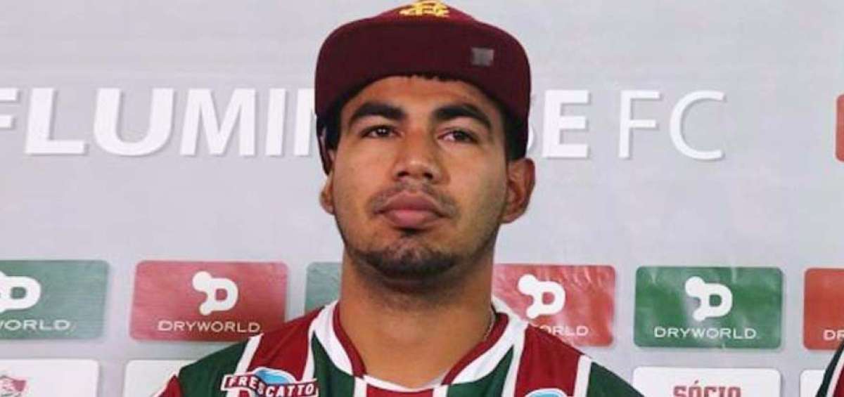 Sornoza, el mejor volante  del Torneo Carioca en Brasil