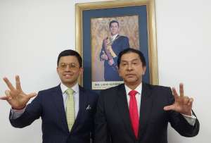 Guti&eacute;rrez impulsa a un &ldquo;outsider&rdquo; para la Alcald&iacute;a de Quito. 