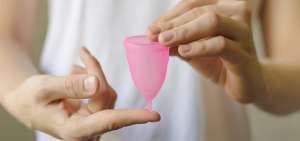 Este aditamento est&aacute; hecho con silicona 100% premium, de grado m&eacute;dico, que se inserta en la vagina durante este ciclo biol&oacute;gico de la mujer. 