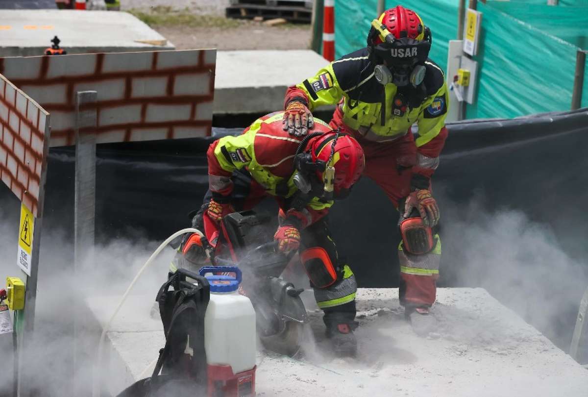 Bomberos de Quito aspiran a ser el tercer equipo certificado de Am&eacute;rica Latina