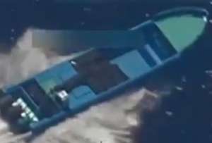 Una &quot;narcolancha&quot; fue destruida en un bombardeo frente a las costas de Colombia. 