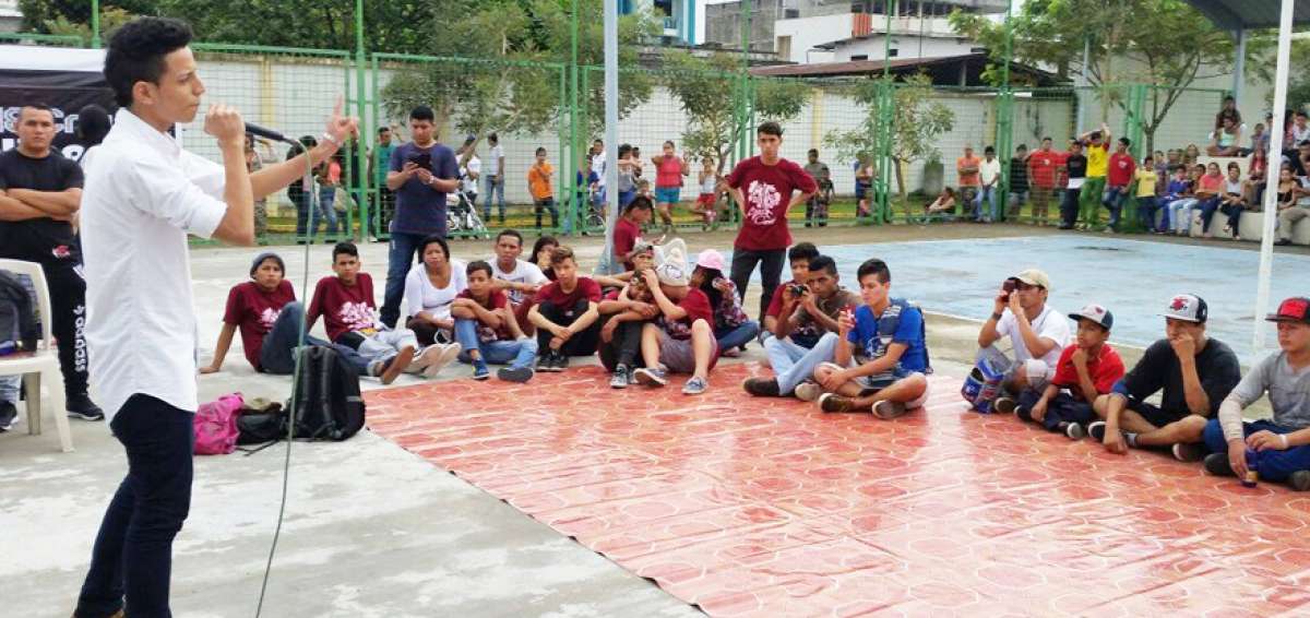 La actividad art&iacute;stica tiene mayor n&uacute;mero de seguidores entre los j&oacute;venes estudiantes de secundaria; ellos han logrado viralizar los videos.      