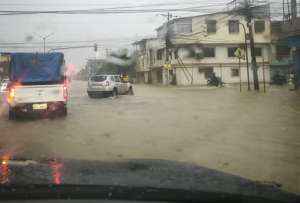 Lluvias elevan niveles de alerta: roja, naranja y amarilla en todo el pa&iacute;s