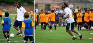 Andrea Pirlo entren&oacute; con 133 estudiantes
