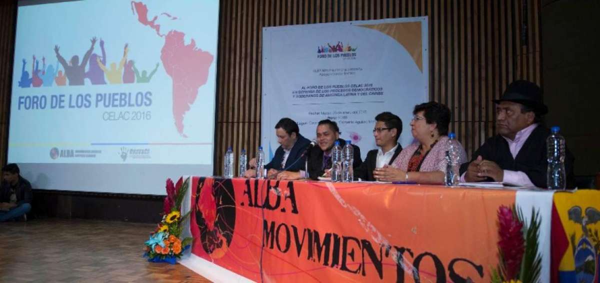 Representantes de las organizaciones sociales debatieron sobre integraci&oacute;n latinoamericana y del Caribe.