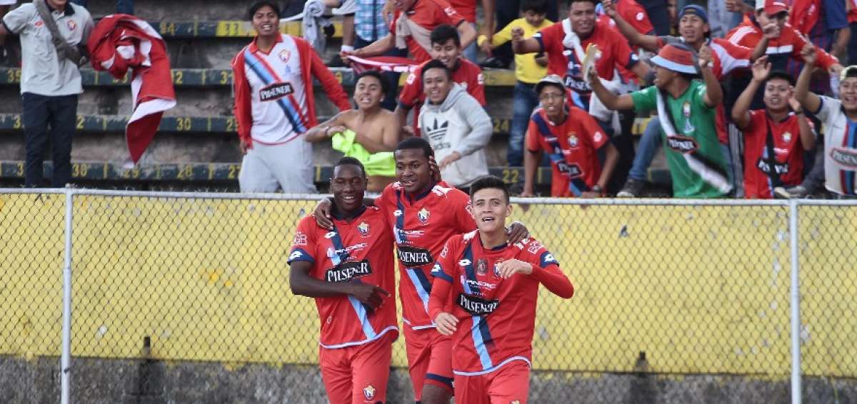 El Nacional pone un pie en la Copa Libertadores 2017