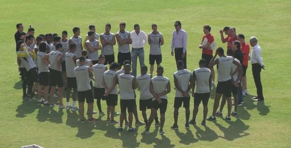 Presidente de Barcelona integr&oacute; a D&iacute;az al primer plantel canario. Foto: @Hincha_Amarillo 
