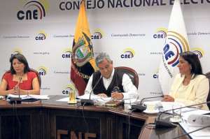El pleno del CNE sesion&oacute; ayer para resolver la fecha de las elecciones en Balzar (Guayas). Marco Salgado | El Tel&eacute;grafo.