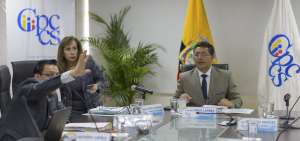 La decisi&oacute;n del CPCCS se tom&oacute; en sesi&oacute;n extraordinaria este lunes.