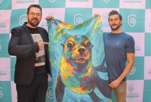 Esta iniciativa busca combatir la contaminación plástica en Galápagos.