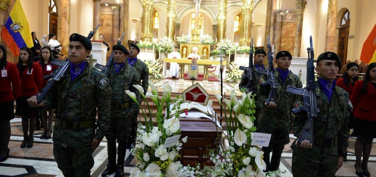El cuerpo de monse&ntilde;or permanecer&aacute; dos d&iacute;as en la Catedral de Cuenca, que estar&aacute; abierta para que los feligreses rindan su oraci&oacute;n y homenaje.