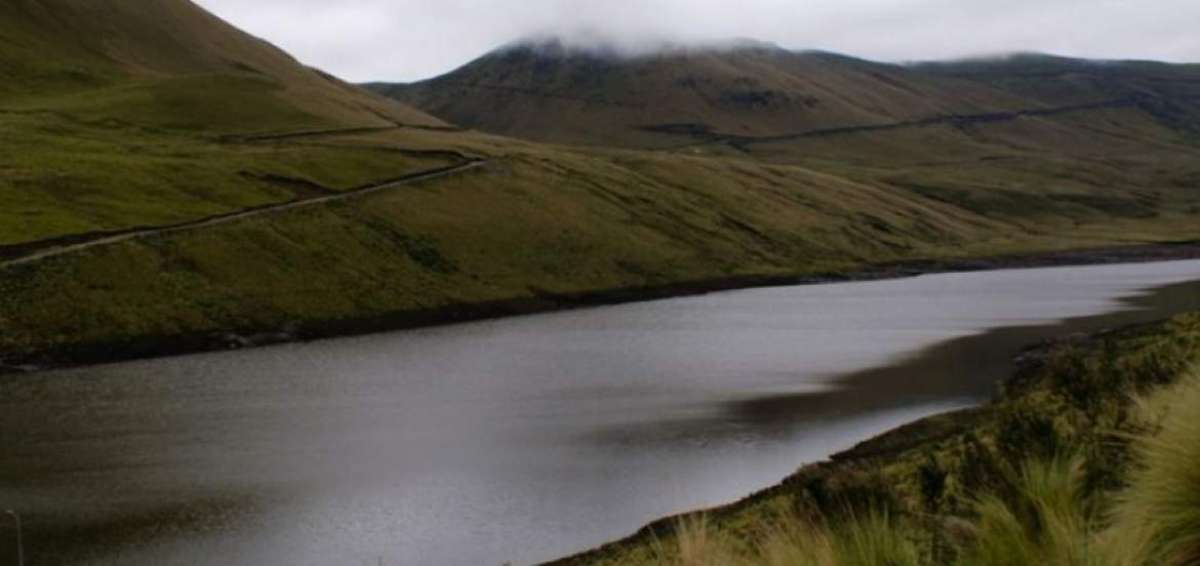 Cerca de la zona en donde desaparecieron estas personas se encuentra un embalse. 