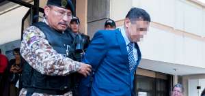Luego de no poder justificar la compra de un veh&iacute;culo y una moto, Luna fue sentenciado a un a&ntilde;o de prisi&oacute;n. 