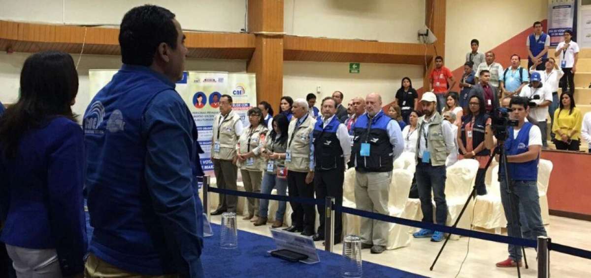 Jornada electoral inici&oacute; con normalidad en Guayas