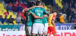 Morelia de Achilier y Le&oacute;n de Mena empatan en los playoffs de M&eacute;xico
