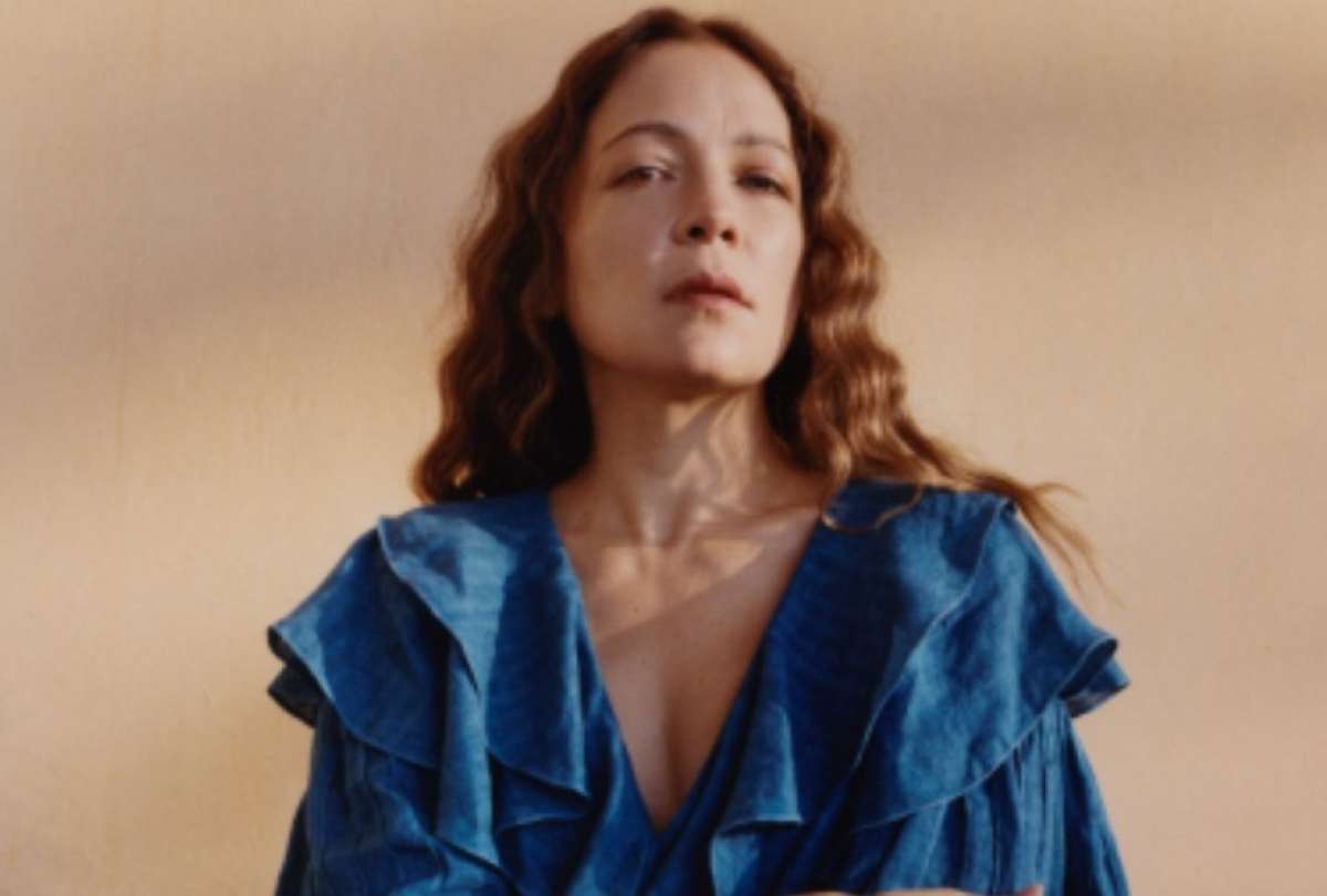 Natalia Lafourcade gana tres Latin GRAMMY y anuncia la continuación de su gira Cancionera