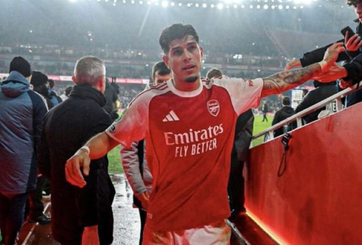 Debut goleador: Hincapi&eacute; anota en la Premier League frente a Wolverhampton