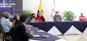 El presidente Len&iacute;n Moreno junto al ministro de Telecomunicaciones, Andr&eacute;s Michelena, mantuvieron una reuni&oacute;n con distintos radiodifusores donde trataron sobre el Proceso P&uacute;blico Competitivo para la adjudicaci&oacute;n de frecuencias.