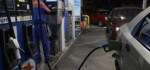 Ecopa&iacute;s es una gasolina mezclada por EP Petroecuador, que contiene un porcentaje de etanol proveniente de la ca&ntilde;a de az&uacute;car, que mejora sus prestaciones y disminuye su impacto ambiental.