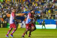 Ronaldinho jugó un amistoso en el estadio Jocay.