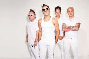 Ropa blanca se usar&aacute; en el show de Caramelos de Cianuro en Guayaquil