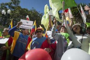 Los moradores de barrios del sur y norte de Quito respaldaron la gesti&oacute;n del presidente Rafael Correa. FOTO: John Guevara / EL TEL&Eacute;GRAFO