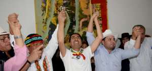 Jaime Vargas (Conaie), Yaku P&eacute;rez (Ecuarunari) y Manuel Gonzaga (pueblo montuvio) emitieron un solo pronunciamiento en Guayaquil.